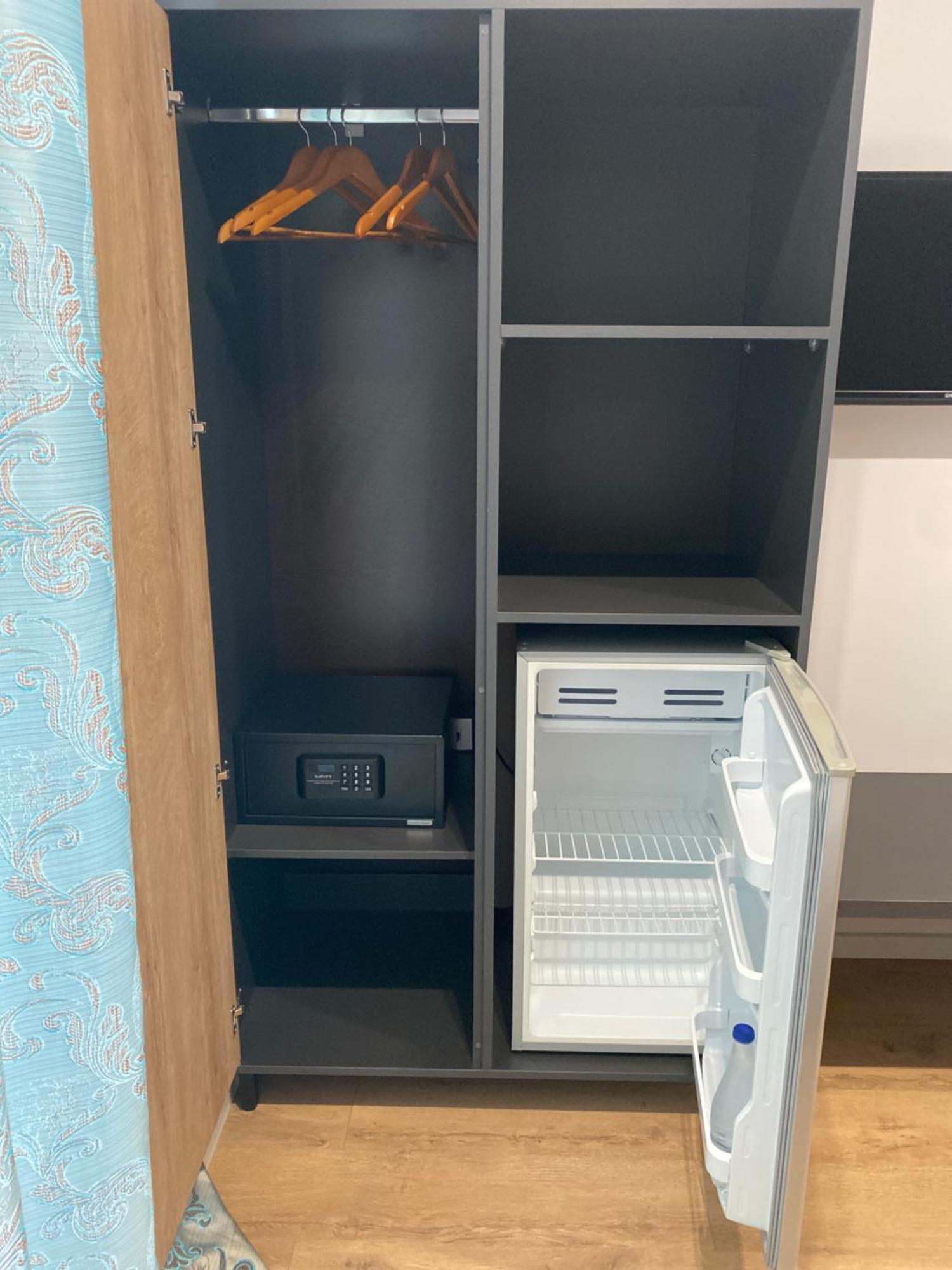 Augusto Rooms Sarandë エクステリア 写真