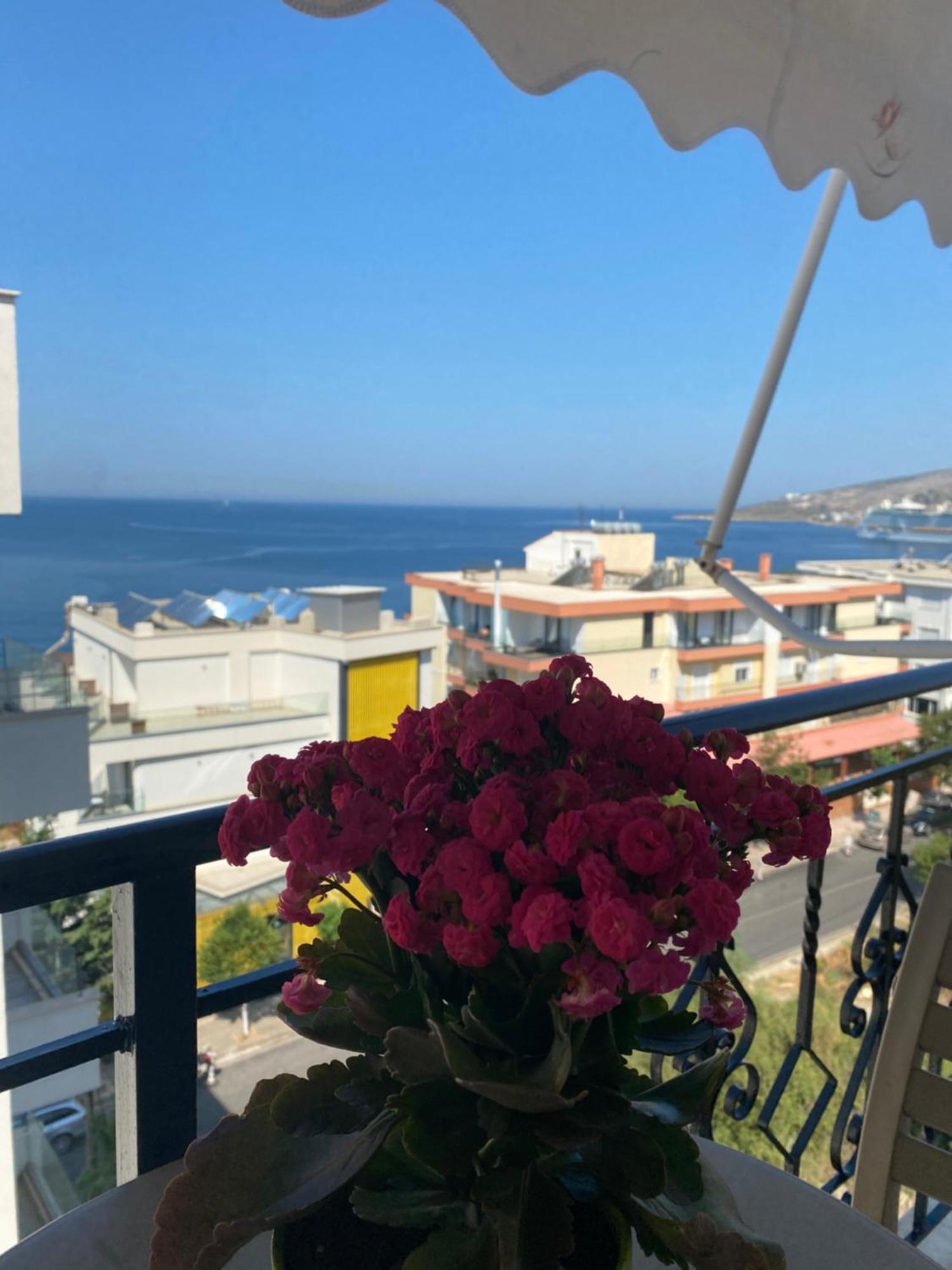 Augusto Rooms Sarandë エクステリア 写真
