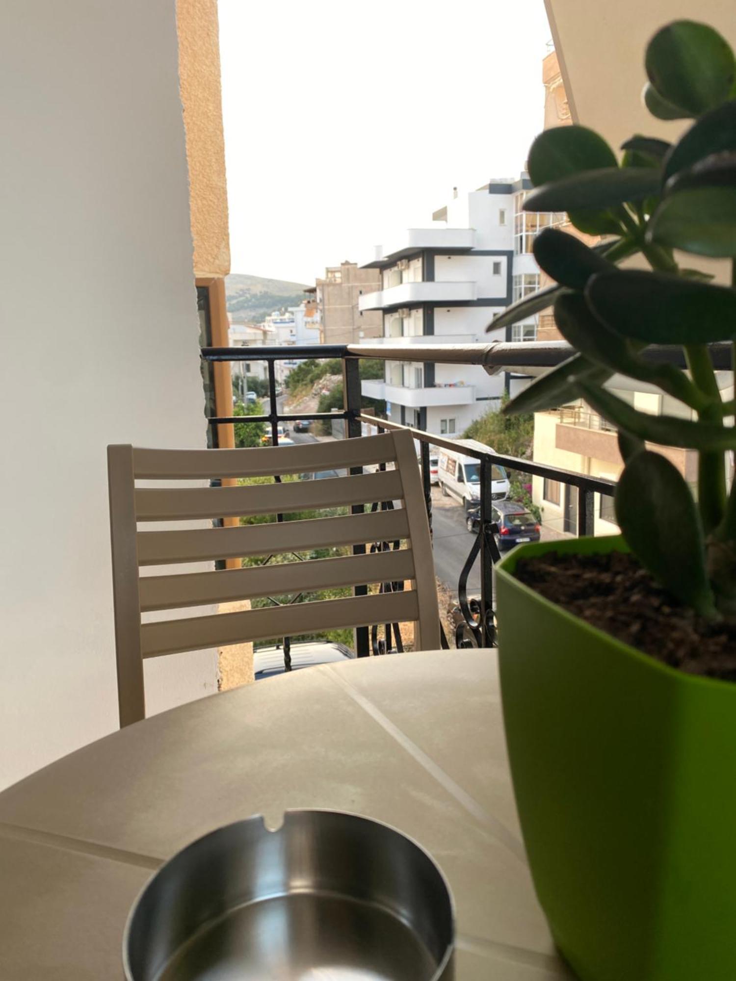 Augusto Rooms Sarandë エクステリア 写真