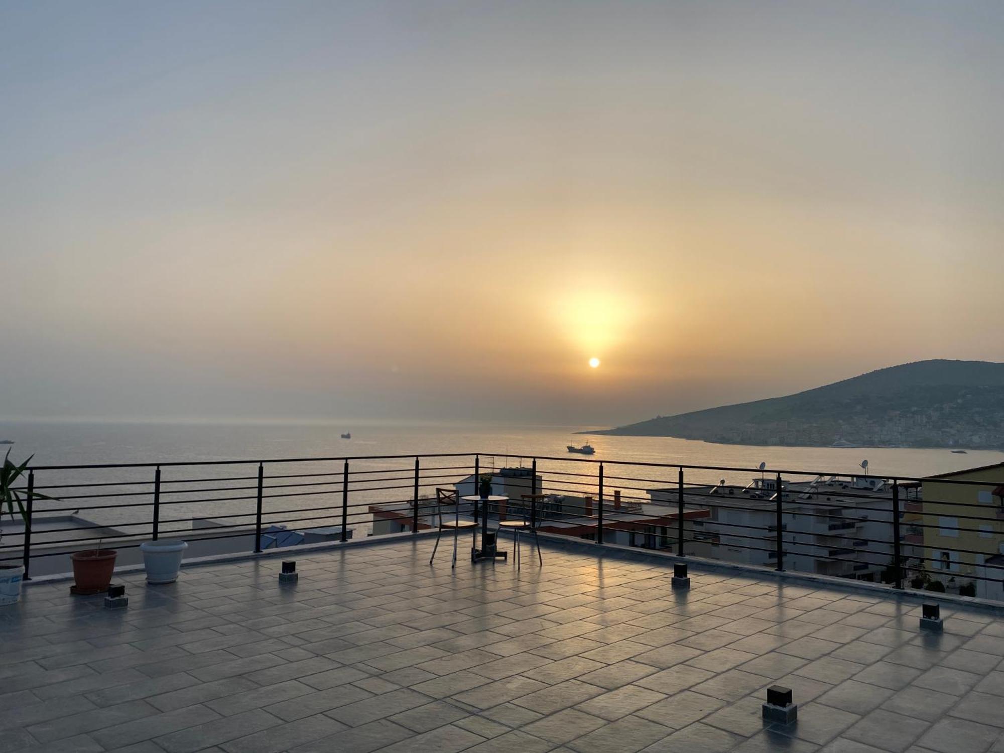 Augusto Rooms Sarandë エクステリア 写真