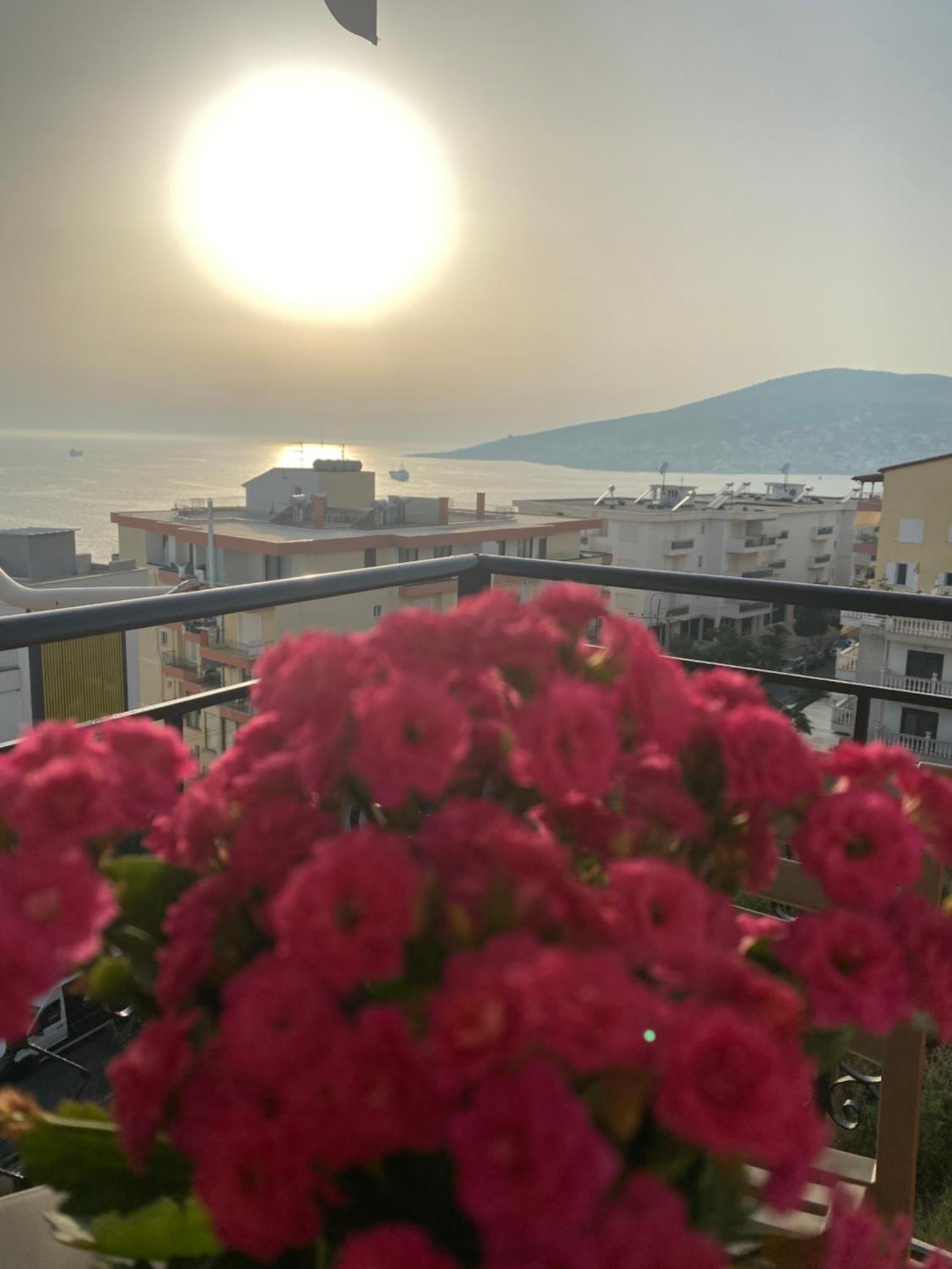 Augusto Rooms Sarandë エクステリア 写真